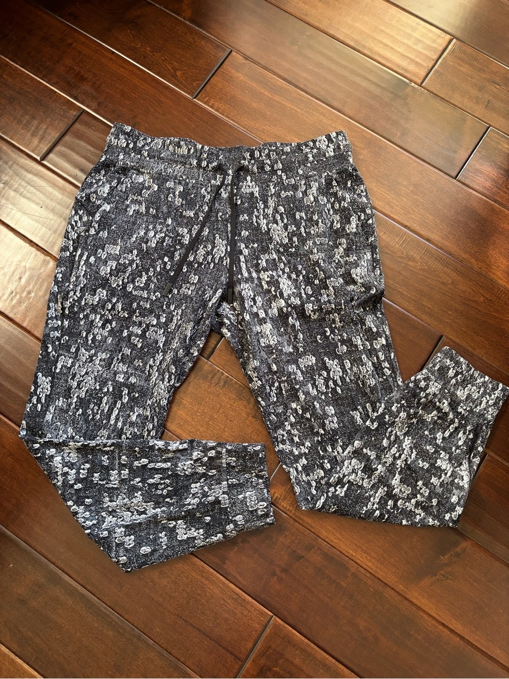 lululemon Ready to Rulu Jogger 29” Eventide Jacquard Spray Die Black